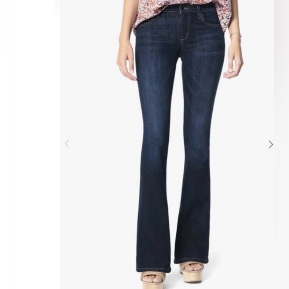 Joes honey curvy bootcut size 26
